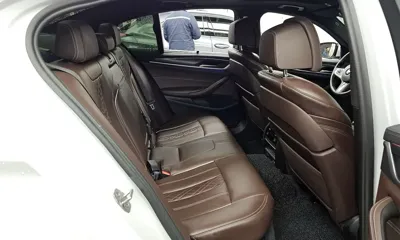 BMW 5-Series 2023, 57870 км, за 27483.42 USD - фото 12