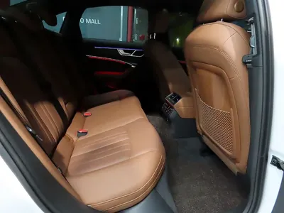 Audi A6 2020, 25575 км, за 23171.85 USD - фото 9