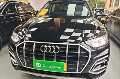 Audi Q5L 2023, 26900 км, за 34217 USD