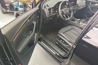 Audi Q5L 2023, 26900 км, за 34217 USD - фото 19