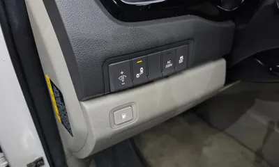 Kia Canival 2018, 87163 км, за 9865.83 USD - фото 16