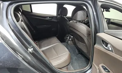 Kia Stinger 2019, 132321 км, за 10699.75 USD - фото 12
