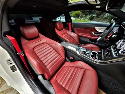 Mercedes-Benz C-Class 2017, 111294 км, за 16279.21 USD - фото 9