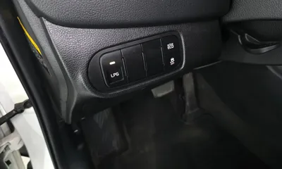 Kia Carens 2014, 115530 км, за 4232.6 USD - фото 31