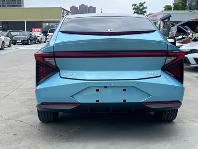 Lingxi Lingxi L 2026, 100 км, за 12771.97 USD