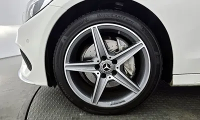 Mercedes-Benz C-Class 2018, 65723 км, за 13062.89 USD