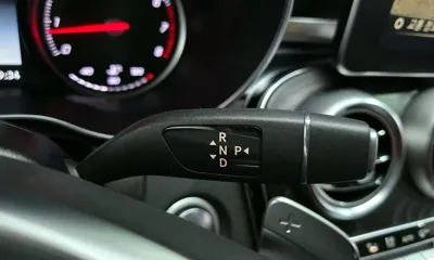 Mercedes-Benz C-Class 2018, 65723 км, за 12958.25 USD - фото 9