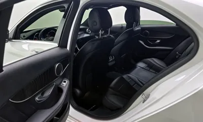 Mercedes-Benz C-Class 2018, 65723 км, за 12958.25 USD - фото 12