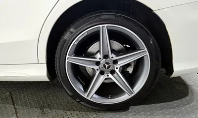 Mercedes-Benz C-Class 2018, 65723 км, за 12958.25 USD - фото 21