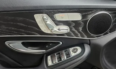 Mercedes-Benz C-Class 2018, 65723 км, за 12958.25 USD - фото 28