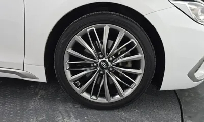 Hyundai Grandeur 2018, 84884 км, за 12360.15 USD