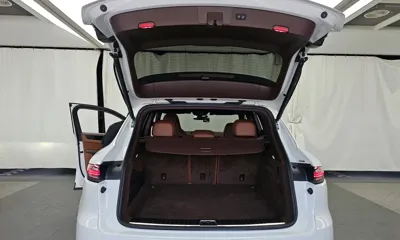 Porsche Cayenne 2020, 29871 км, за 53198.88 USD - фото 20