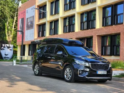 Kia Canival · 2020 год