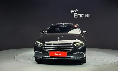Mercedes-Benz E-Class 2021, 48363 км, за 25600.63 USD