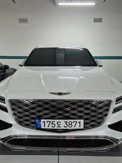 Genesis GV80 2024, 28273 км, за 40632.8 USD