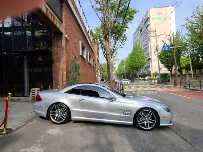 Mercedes-Benz SL-Class 2009, 93359 км, за 30852.04 USD - фото 9