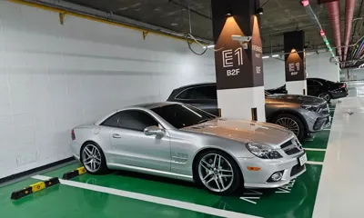 Mercedes-Benz SL-Class 2009, 93359 км, за 30852.04 USD - фото 14