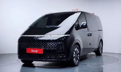 Hyundai Staria · 2023 год