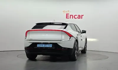 Kia EV6 2023, 45817 км, за 23959.56 USD