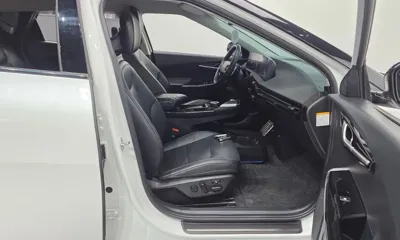 Kia EV6 2023, 45817 км, за 23959.56 USD - фото 26