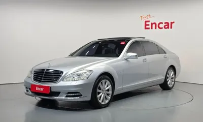 Mercedes-Benz S-Class · 2012 год