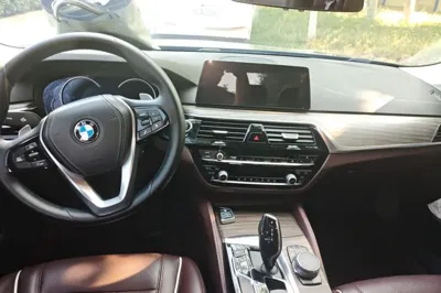 BMW 5 Series 2018, 133500 км, за 19109 USD - фото 9