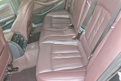 BMW 5 Series 2018, 133500 км, за 19109 USD - фото 17
