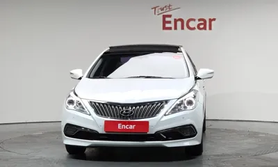 Hyundai Grandeur 2015, 104277 км, за 5496.68 USD