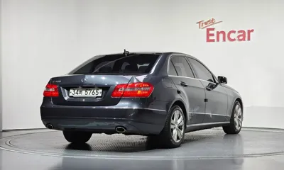 Mercedes-Benz E-Class 2013, 145091 км, за 2862.35 USD