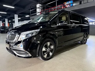 Mercedes-Benz V-Class · 2019 год