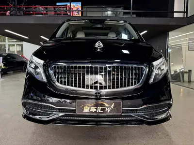 Mercedes-Benz V-Class 2019, 210000 км, за 19230.52 USD