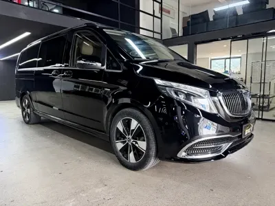 Mercedes-Benz V-Class 2019, 210000 км, за 19230.52 USD