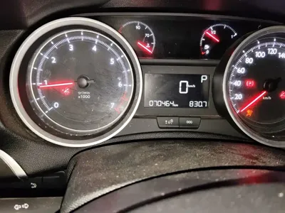Peugeot 408 2015, 70500 км, за 3016.42 USD