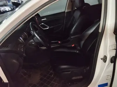 Peugeot 408 2015, 70500 км, за 3016.42 USD - фото 8