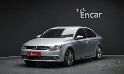 Volkswagen Jetta · 2012 год