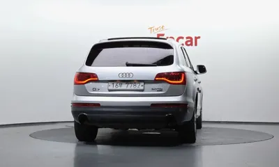 Audi Q7 2011, 236509 км, за 3209.93 USD