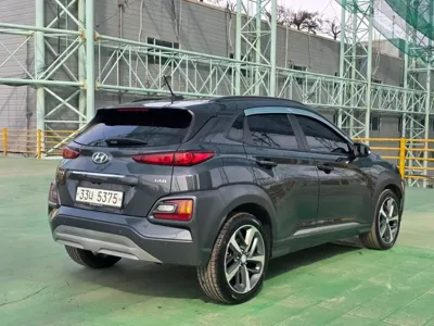 Hyundai Kona 2018, 71000 км, за 9042.42 USD
