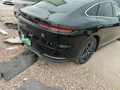BYD Han 2026, 5000 км, за 21514.12 USD - фото 8