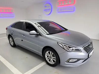 Hyundai Sonata 2016, 109078 км, за 5472.32 USD