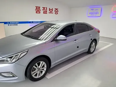 Hyundai Sonata 2016, 109078 км, за 5472.32 USD