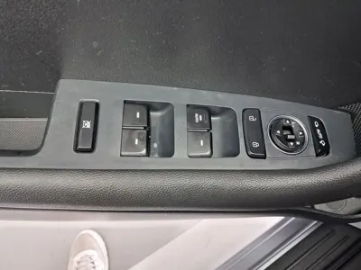 Hyundai Sonata 2016, 109078 км, за 5472.32 USD - фото 11