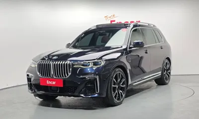 BMW X7 · 2021 год