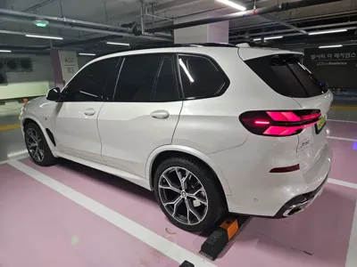 BMW X5 2024, 21000 км, за 34092.69 USD - фото 6