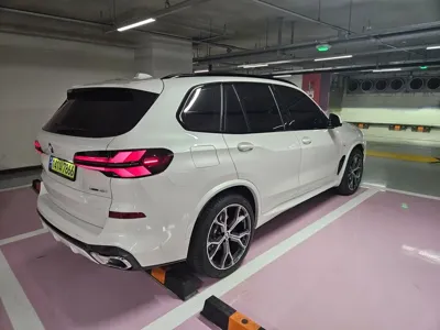 BMW X5 2024, 21000 км, за 34092.69 USD - фото 7