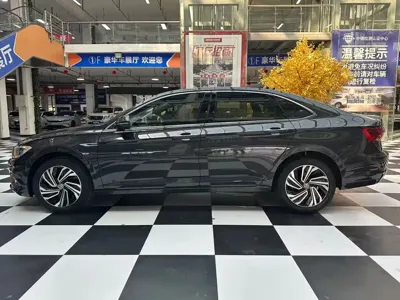 Volkswagen Sagitar 2022, 40000 км, за 13029.32 USD - фото 6