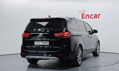 Kia Canival 2019, 193854 км, за 8467.9 USD