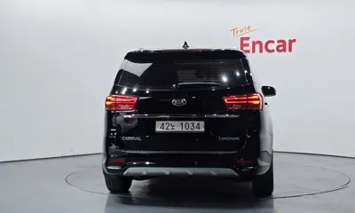 Kia Canival 2019, 193854 км, за 8467.9 USD