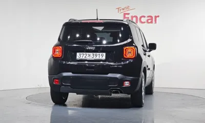 Jeep Renegade 2021, 99397 км, за 9184.01 USD