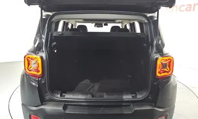 Jeep Renegade 2021, 99397 км, за 9184.01 USD - фото 20