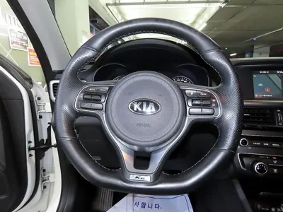 Kia K5 2016, 99045 км, за 5146.58 USD - фото 8